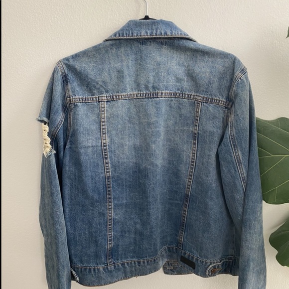 Distressed jean jacket - Picture 2 of 2